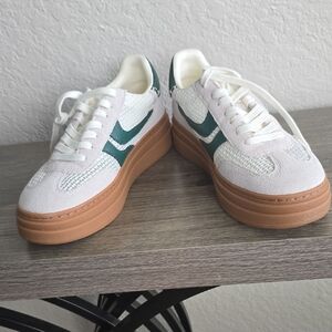 Steve Madden White and Green Sneakers with Tan Sole